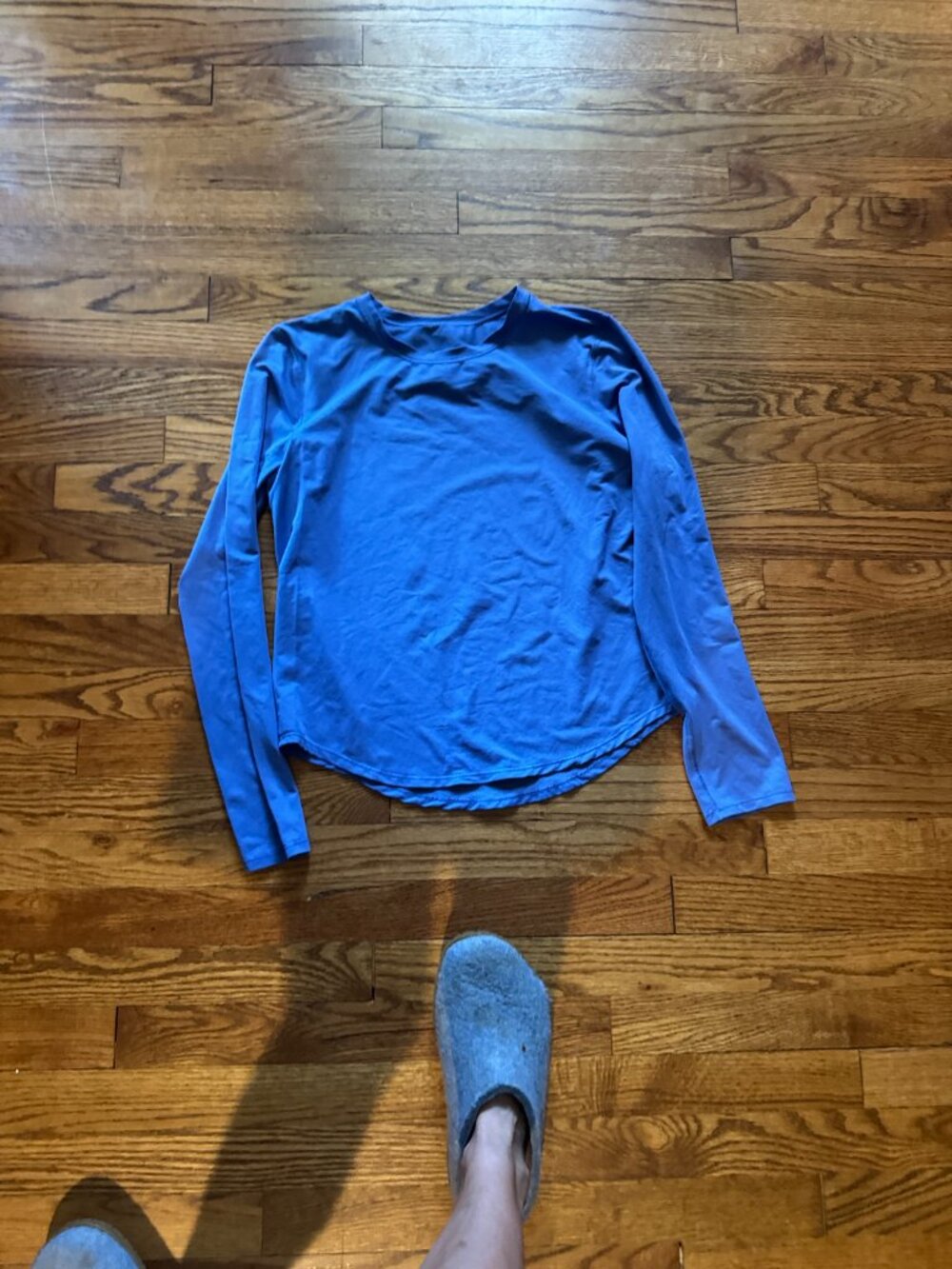 Lululemon High-Neck Running and Training Long-Sleeve Shirt, Size 6 - Picture 5 of 5